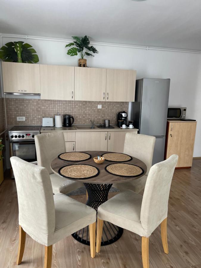 Relaxing Bucharest Airport Residences & Therme-Self Check-In Otopeni Exterior photo