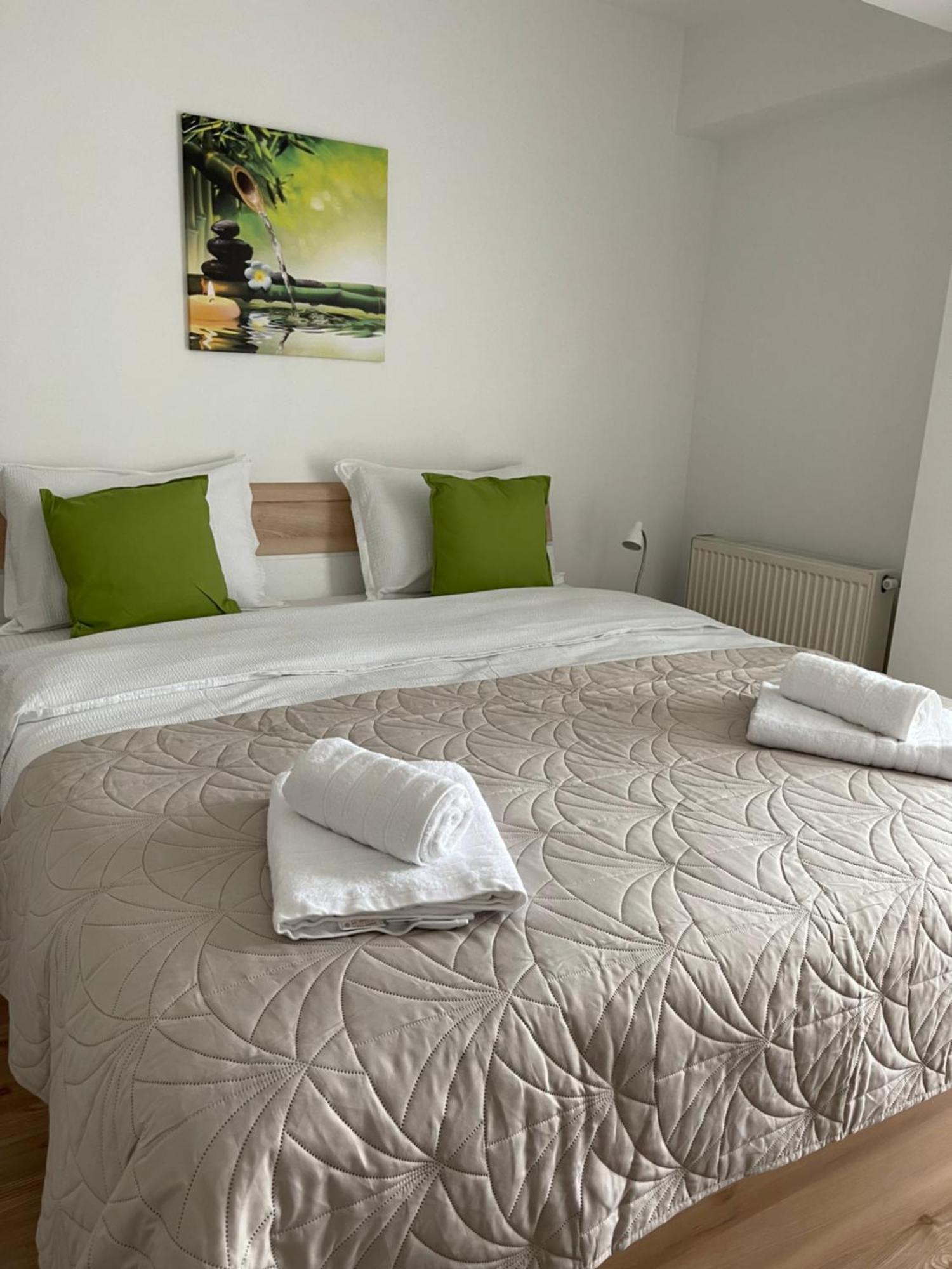 Relaxing Bucharest Airport Residences & Therme-Self Check-In Otopeni Exterior photo