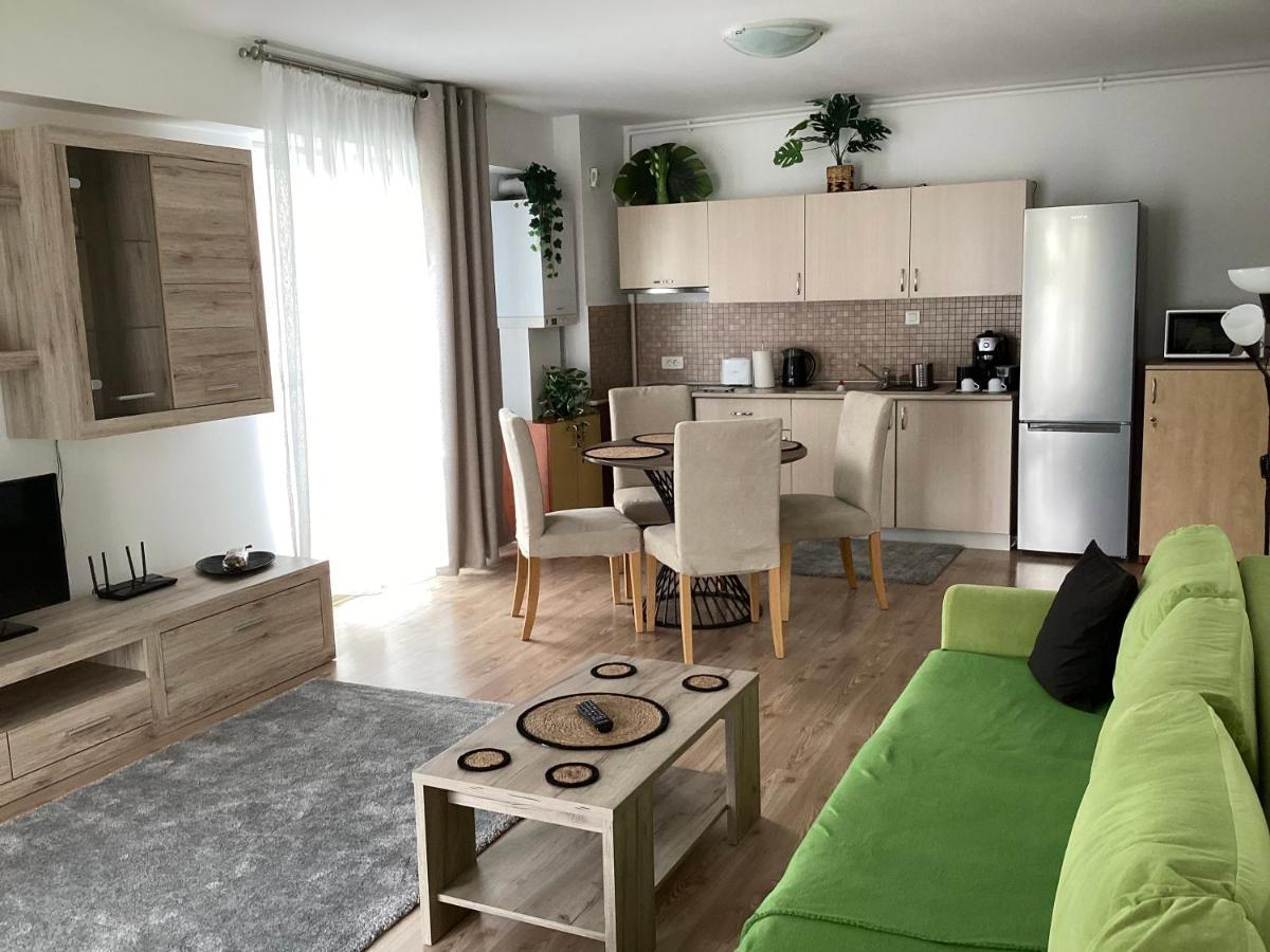 Relaxing Bucharest Airport Residences & Therme-Self Check-In Otopeni Exterior photo
